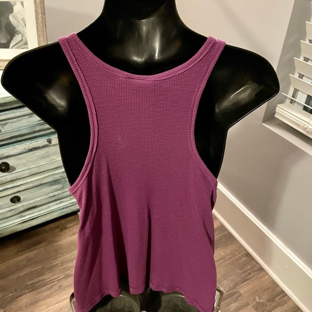 FREE People Flowy Tank 🥳HOST PICK🥳 - Picture 9 of 10